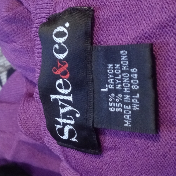 SOLD- Style & Co purple sweater size L. - Picture 4 of 4